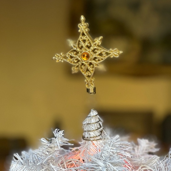 Gold shimmer Star Christmas Tree Topper - Picture 3 of 4